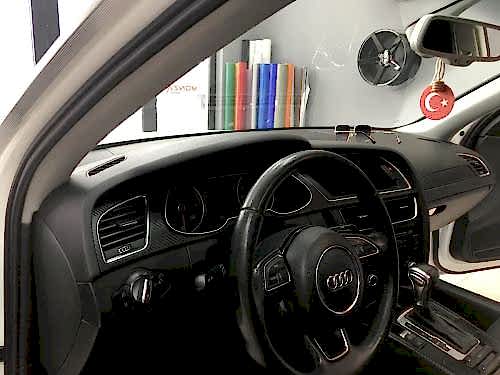 audi iç konsol carbon kaplama1 (2)