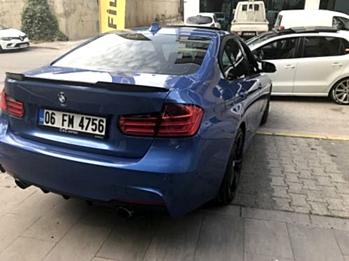bmw f30 m spoiler kaplama siyah