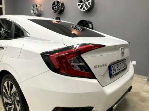 honda civic fc5 stop kenarı folyo çerçeve kaplama araç kaplama cam filmi (1)