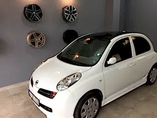 nissan micra tavan kaplama siyah cam tavan görünümü araç kaplama (5)