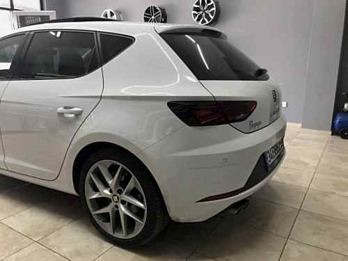 seat leon ibiza difzör arka tampon kaplama plakalık siyah fr görümümü folyo (1)