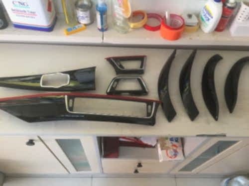 bmw f30 f10 f20 320 116 520 118 araç içi trim kaplama karbon carbon parlak siyah kırmızı araç kaplama folyo kaplama (14)